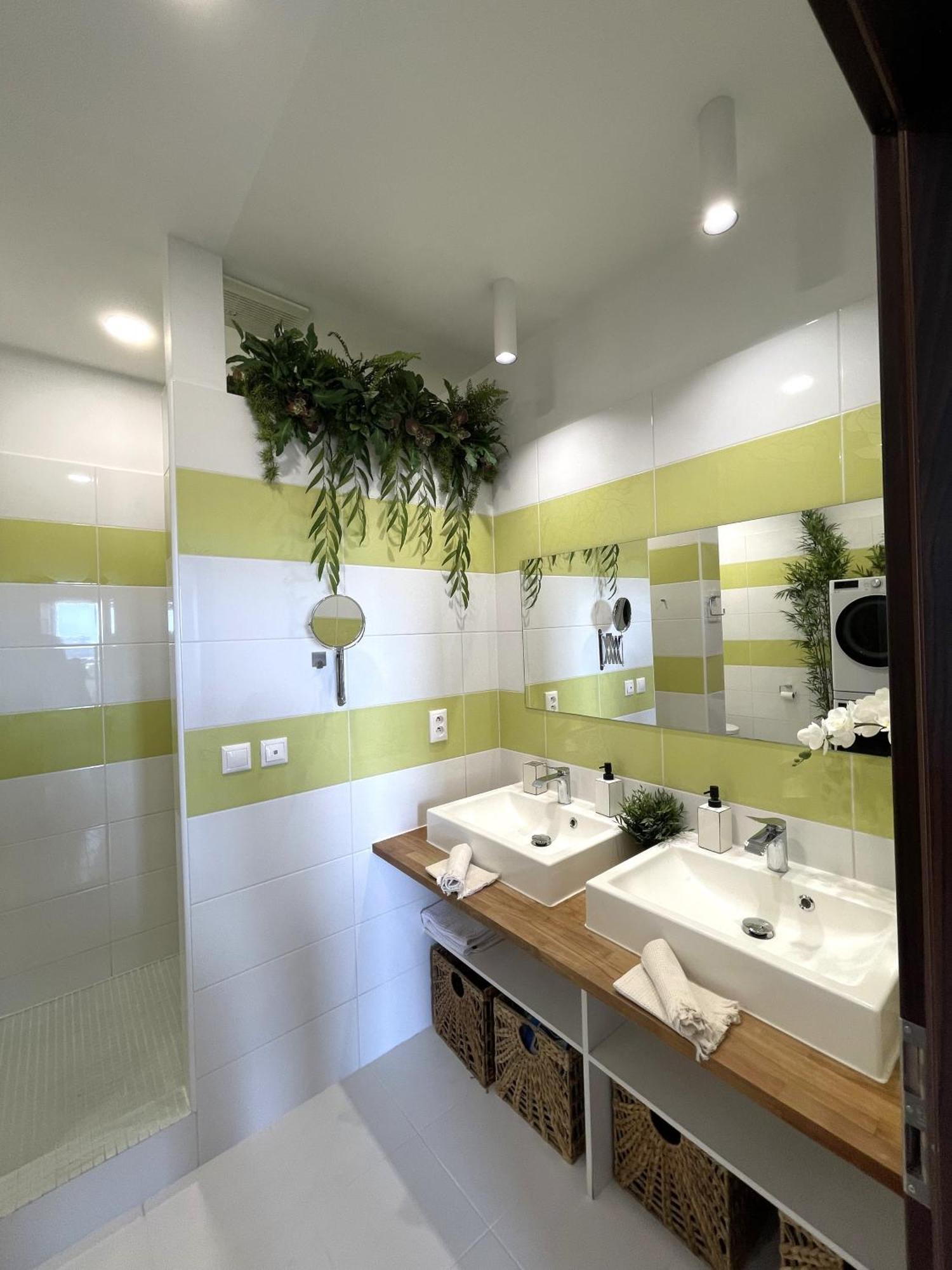 Panorama View Design Apt In Old Town - Free Parking Bratislava Dış mekan fotoğraf